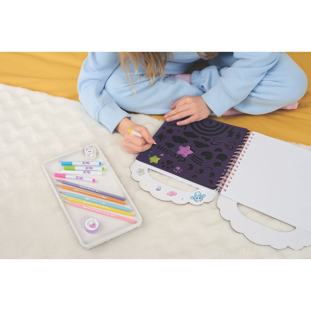 Bộ Sổ Vẽ Và Bút Trang Trí Imagination Land 3C4G 12099