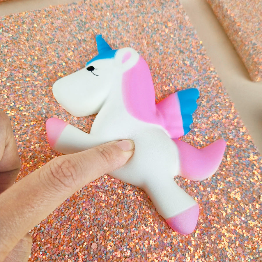 Bộ đồ dùng văn phòng phẩm - Glittery Unicorn Hồng
