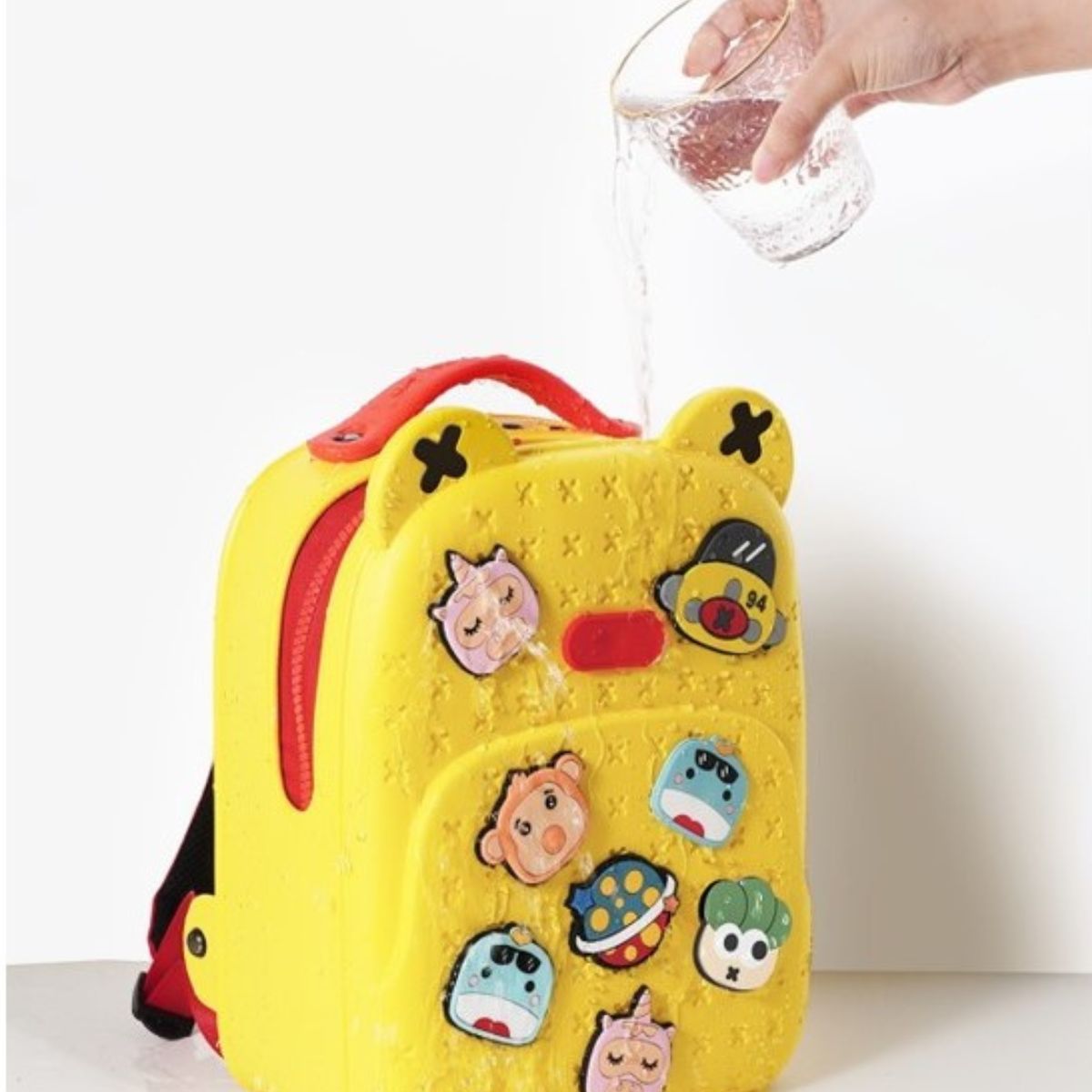 Ba Lô Đi Học, Đi Chơi Kèm Charm KOOOL Vàng KBP16/YELLOW