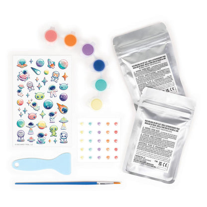 Bộ DIY Trang Trí, Tô Màu Đá Đất Sét Tự Khô Cosmic Creations 3C4G 3C4G1744